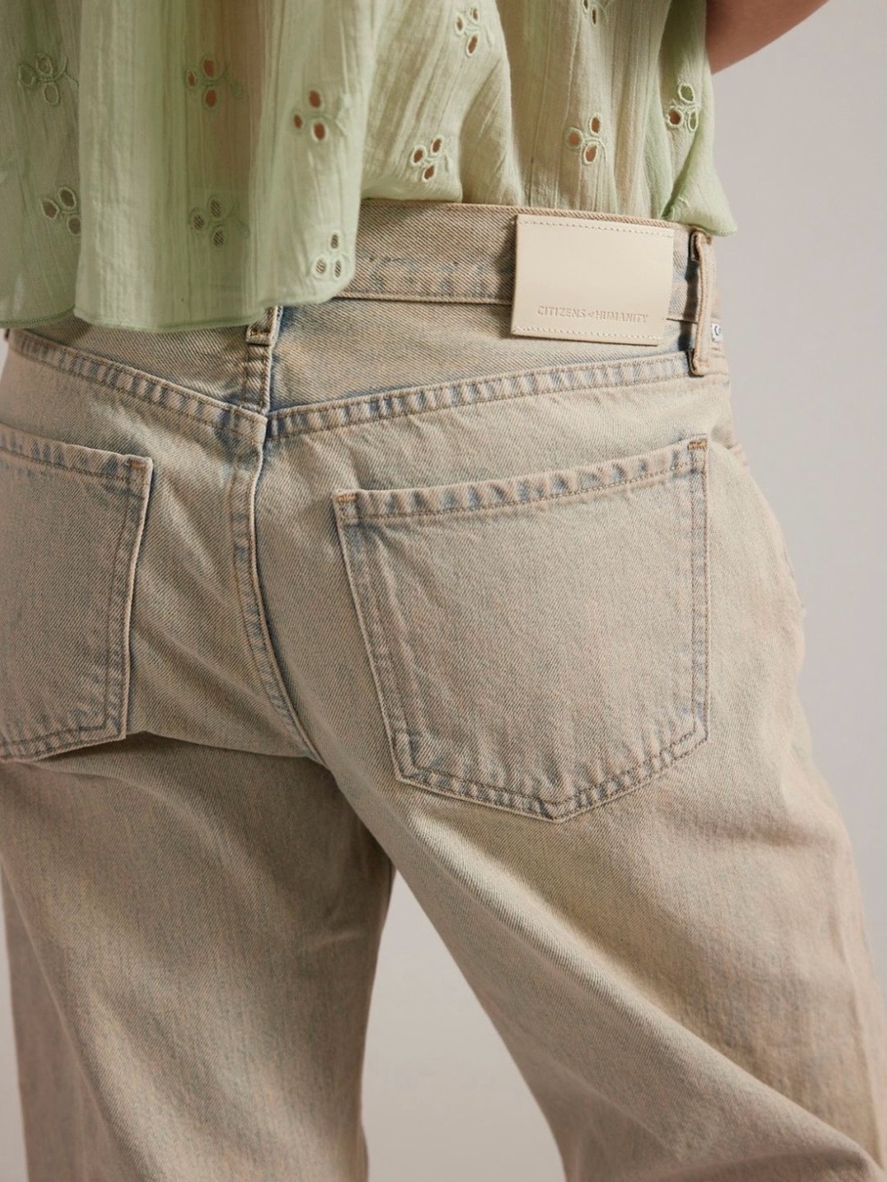 NWT Citizens of Humanity Exclusive Nora
Trouser Leg Jeans 108652470 Embers sz 26